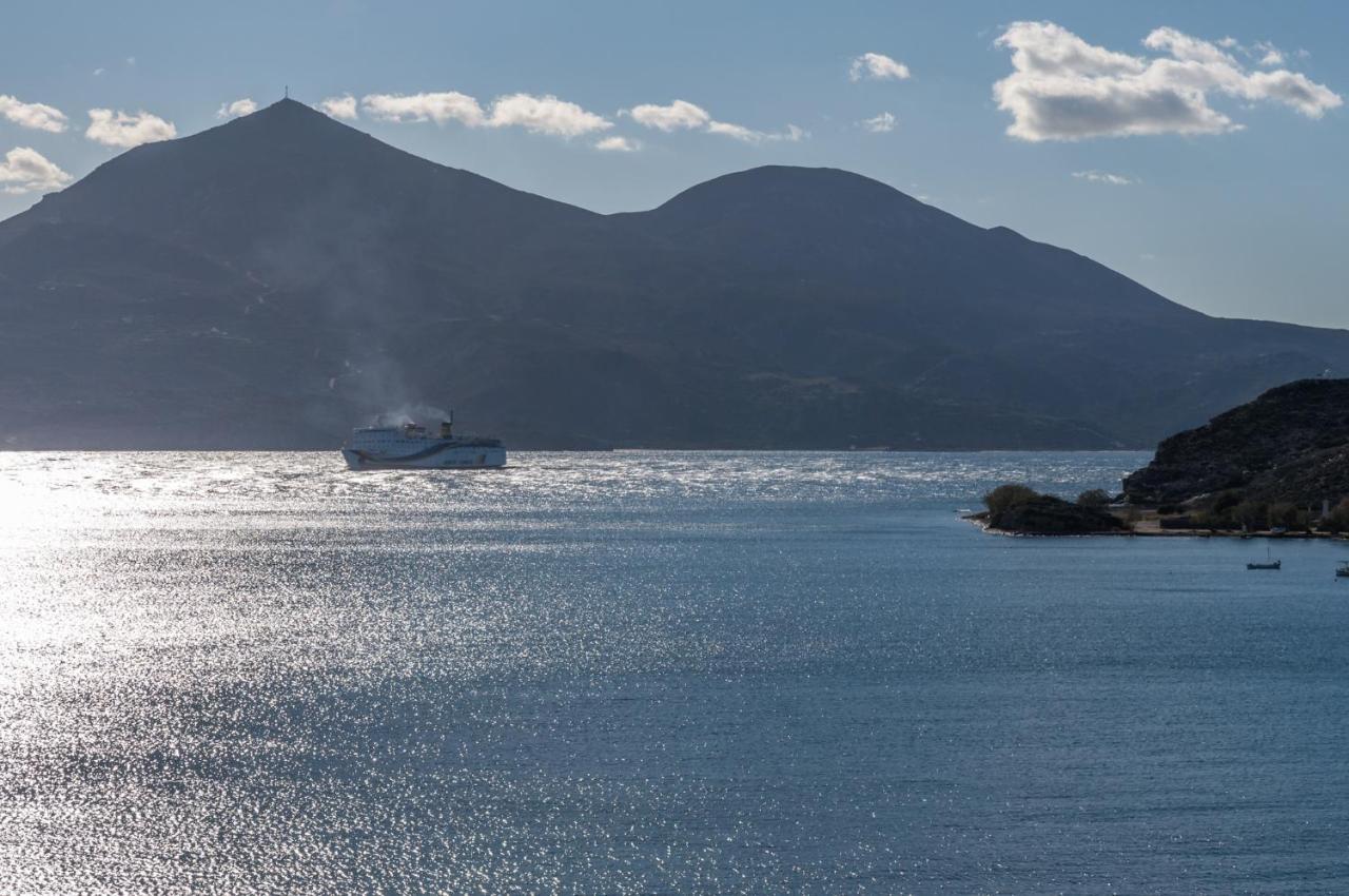 Il Porto Di Milos Adamantas Eksteriør billede